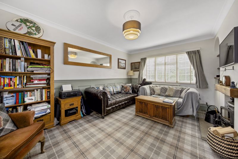 Riverside Crescent Holymoorside